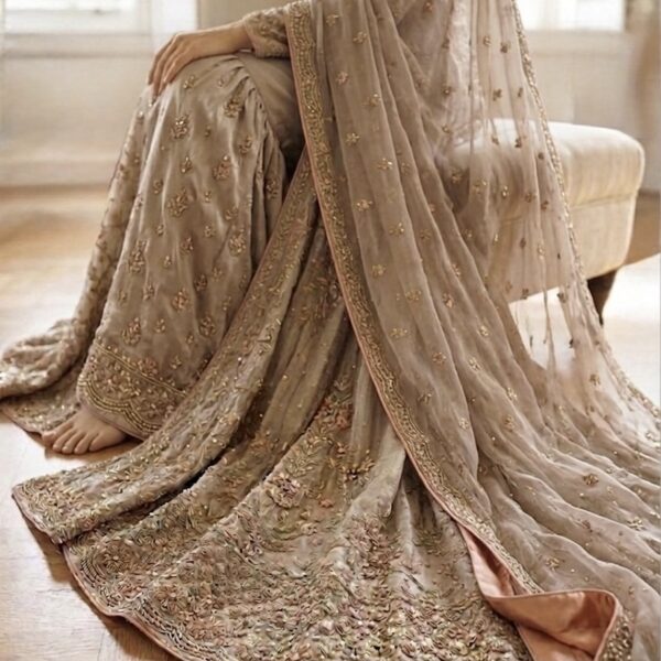 Aura full bridal ensemble